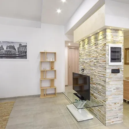 Beautiful In With Kitchen